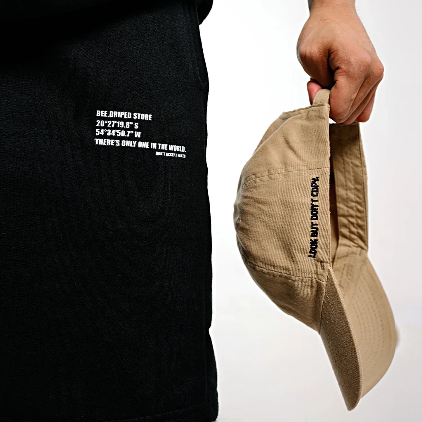 Short Moletom "Only One"