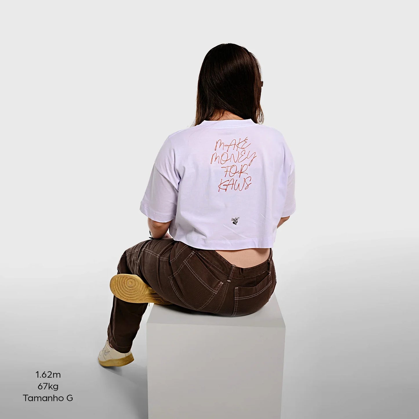 Cropped Street "Money Kaws"